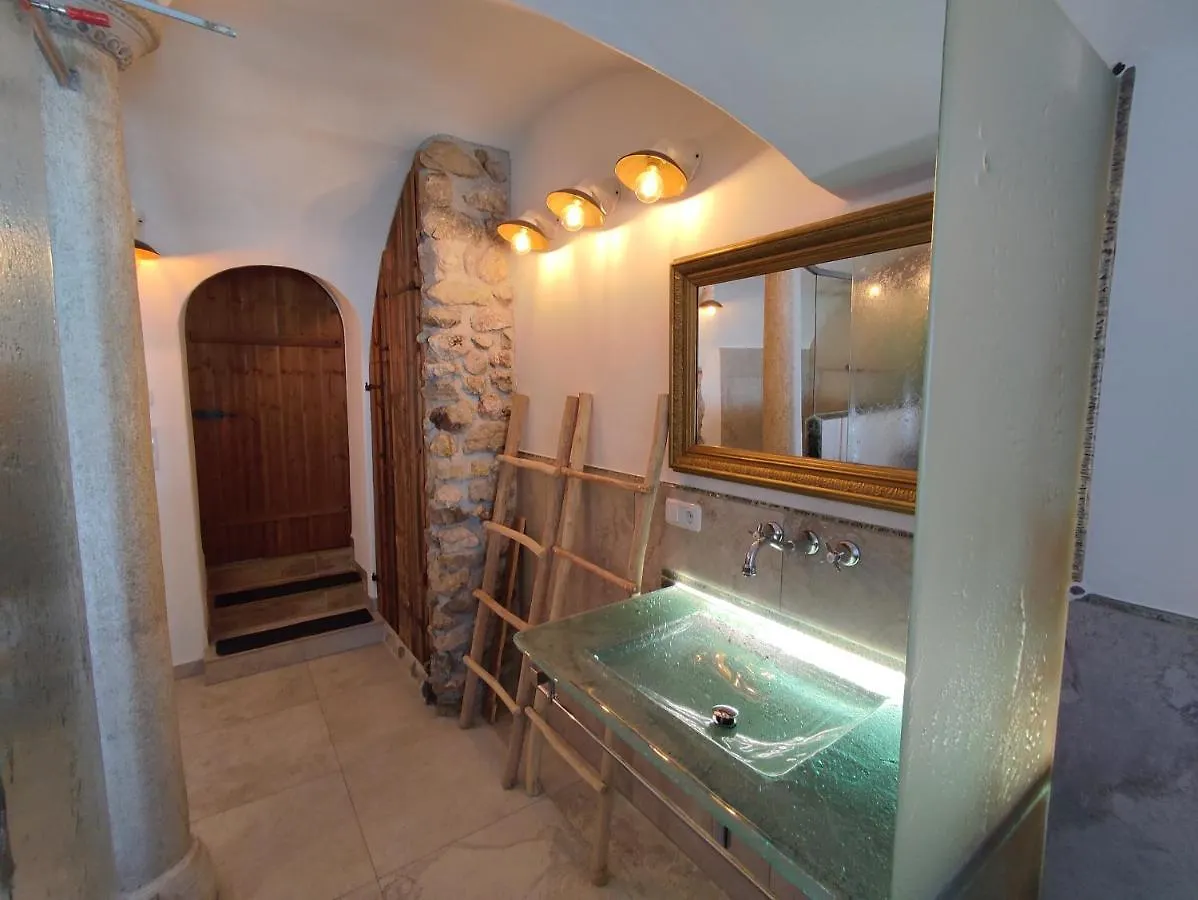 Kuenstlerhaus Weissgerberguetl Apartment Marquartstein