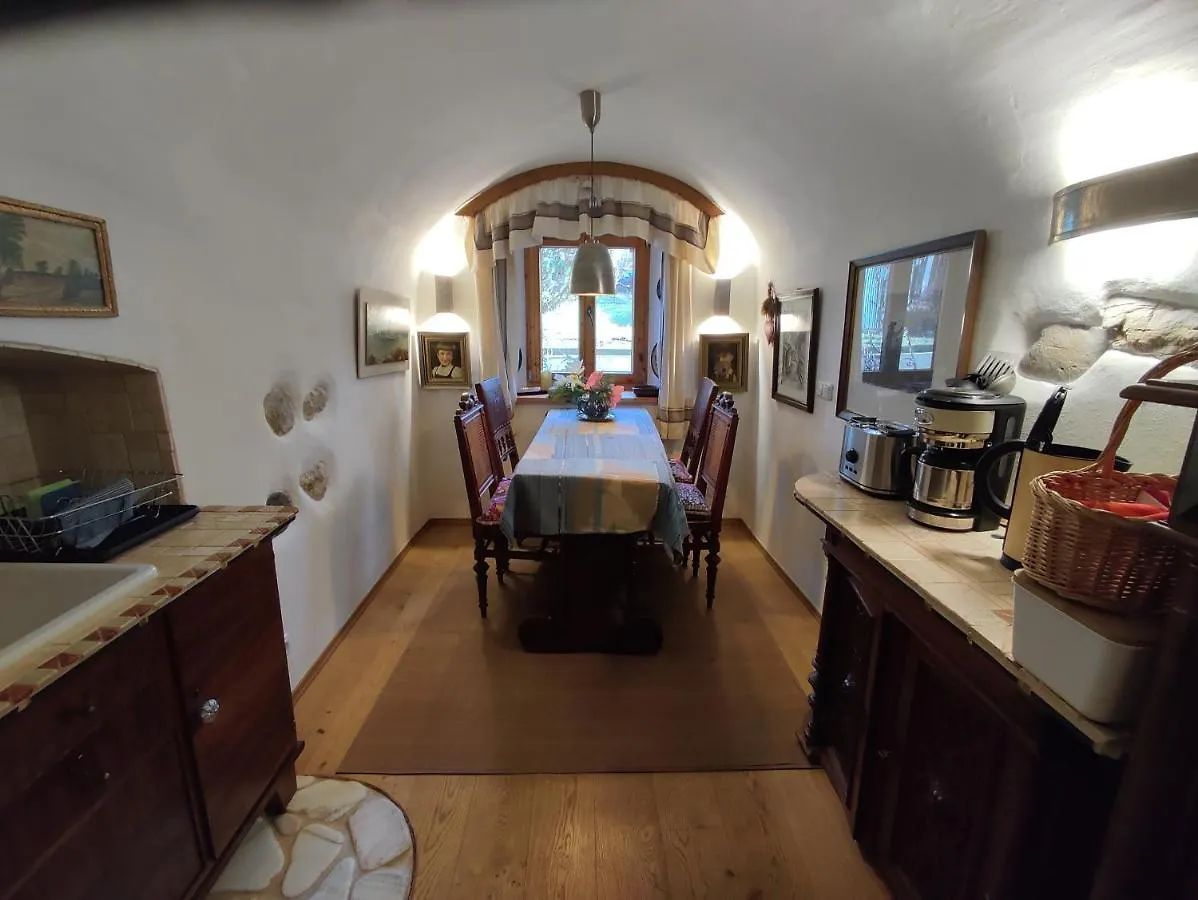 Kuenstlerhaus Weissgerberguetl Daire Marquartstein