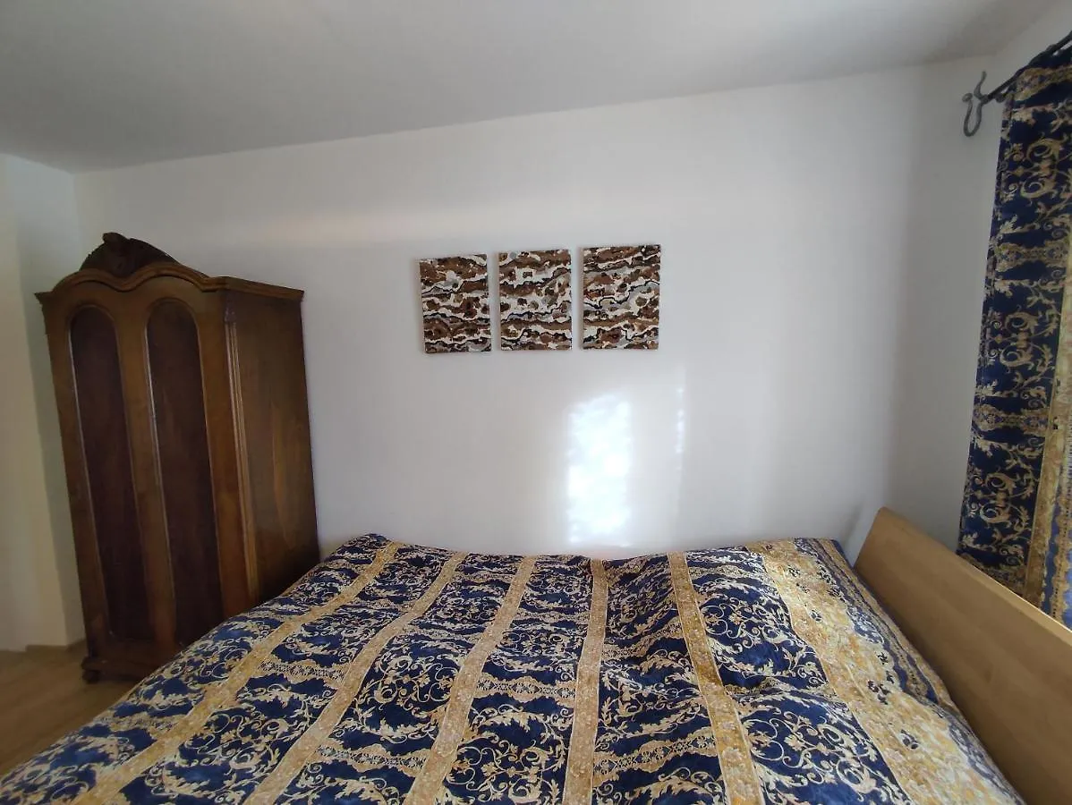 Kuenstlerhaus Weissgerberguetl Apartment Marquartstein